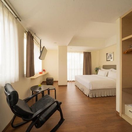 D'Primahotel Airport Jakarta 2 ทังเกอรัง ภายนอก รูปภาพ
