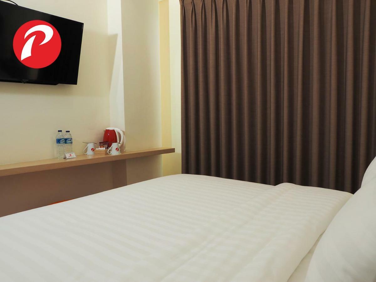 D'Primahotel Airport Jakarta 2 ทังเกอรัง ภายนอก รูปภาพ